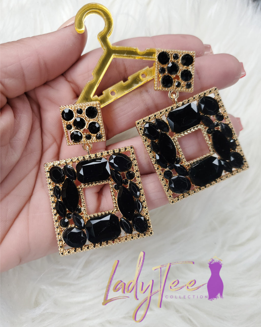 VERA EARRINGS (BLACK)