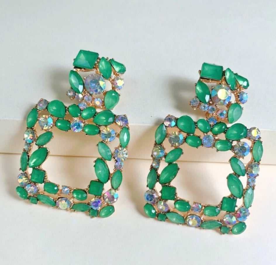AMELIA GLAMOR EARRING (GREEN)