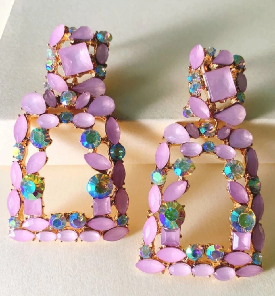 YONCE GLAMOR EARRINGS (PINK)