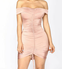 GATHER MY SEXY DRESS