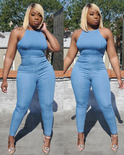 YARNELLE DENIM JUMPSUIT (LIGHT BLUE)