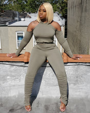VICKI OFF THE SHOULDER SET (OLIVE GREEN)