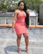 SHONDAL CUTOUT DRESS (CORAL)