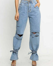 TIMA DISTRESSED JEANS